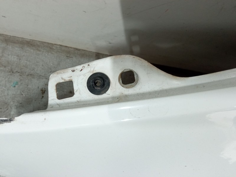 Recambio de aleta delantera izquierda para ford ecosport 1.0 ecoboost referencia OEM IAM 2205421 GN15N16016BA 