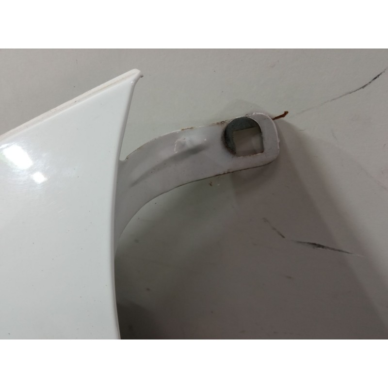 Recambio de aleta delantera izquierda para ford ecosport 1.0 ecoboost referencia OEM IAM 2205421 GN15N16016BA 