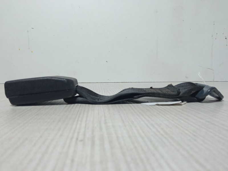 Recambio de anclaje cinturon trasero izquierdo para peugeot 206 hatchback (2a/c) 1.4 i referencia OEM IAM 2302301092  