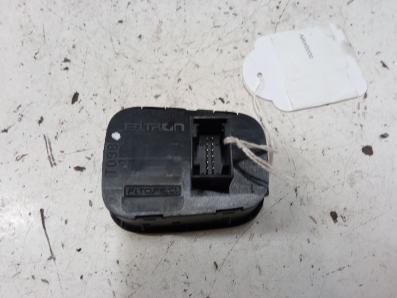 Recambio de warning para peugeot bipper (aa_) 1.3 hdi 75 referencia OEM IAM   