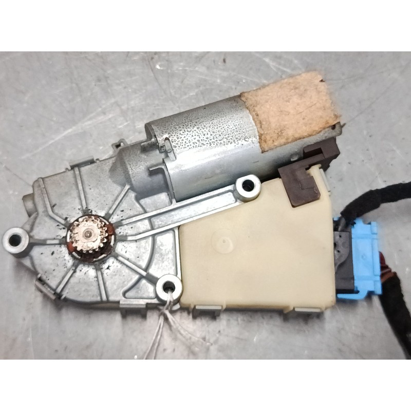 Recambio de motor techo solar para audi a4 b6 avant (8e5) 1.9 tdi referencia OEM IAM 4B0959591F  