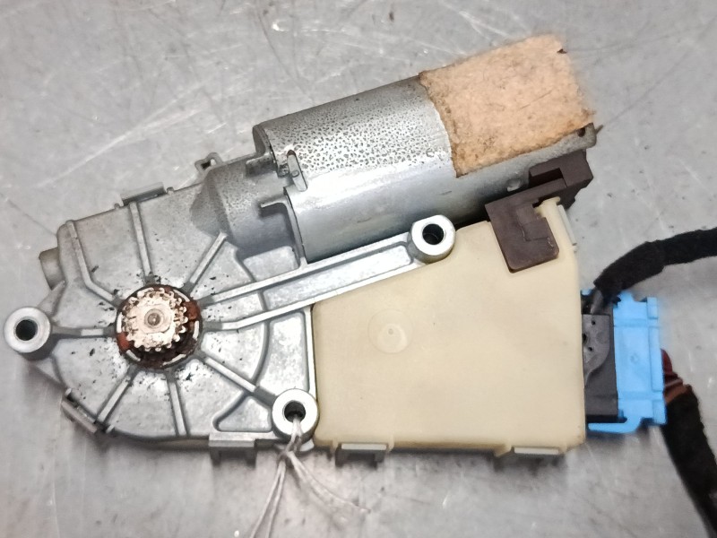 Recambio de motor techo solar para audi a4 b6 avant (8e5) 1.9 tdi referencia OEM IAM 4B0959591F  