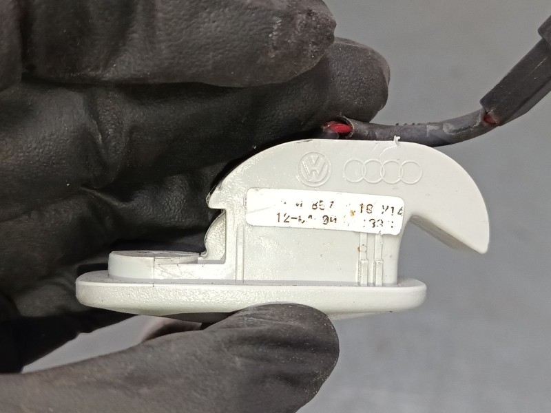 Recambio de parasol izquierdo para volkswagen golf iv (1j1) 1.9 sdi referencia OEM IAM   