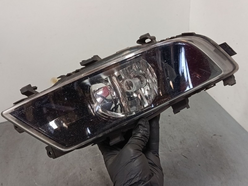 Recambio de faro antiniebla izquierdo para skoda superb ii (3t4) 2.0 tdi 16v referencia OEM IAM 3T0941699C 7690100000 