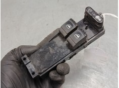 Recambio de mando elevalunas delantero izquierdo para volkswagen golf iv (1j1) 1.9 sdi referencia OEM IAM   