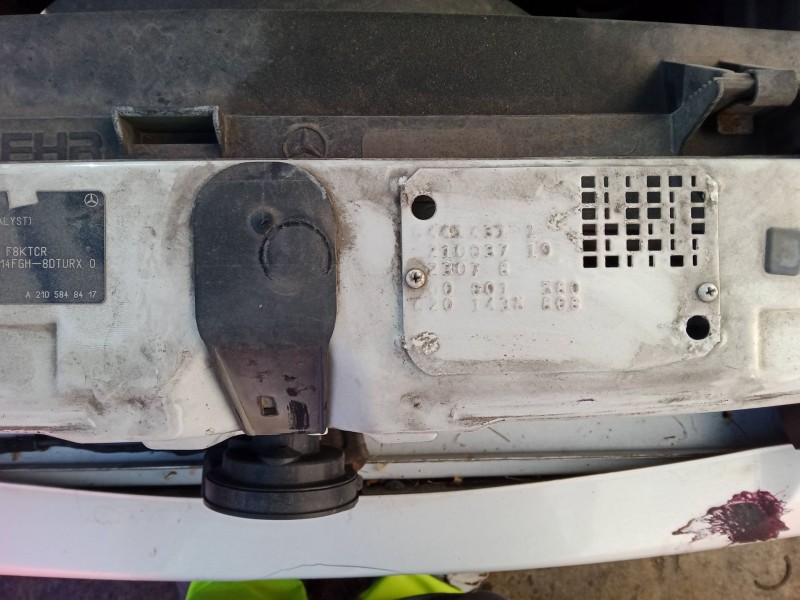 mercedes-benz clase e (w210) del año 1997