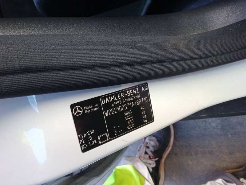 mercedes-benz clase e (w210) del año 1997