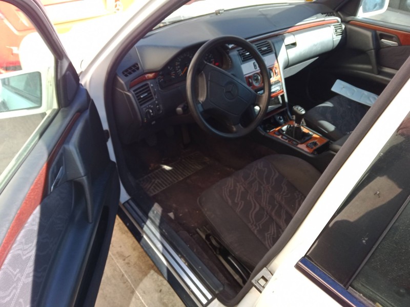 mercedes-benz clase e (w210) del año 1997