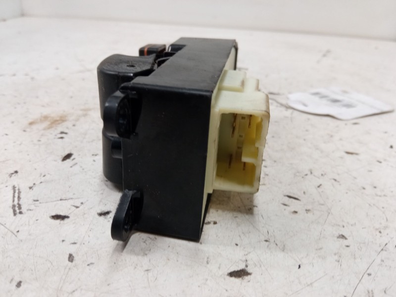 Recambio de mando elevalunas delantero izquierdo para toyota yaris (_p1_) 1.3 (ncp10_, scp12_) referencia OEM IAM   