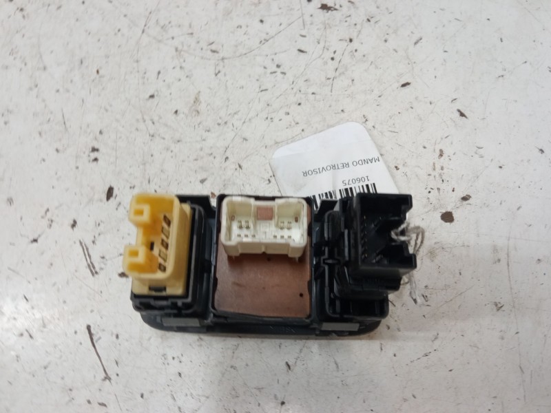 Recambio de mando retrovisor para toyota yaris (_p1_) 1.3 (ncp10_, scp12_) referencia OEM IAM   