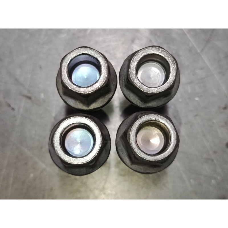 Recambio de pack tornillos 4 uni para renault scénic ii (jm0/1_) 1.6 16v (jm1r) referencia OEM IAM 7703003008  