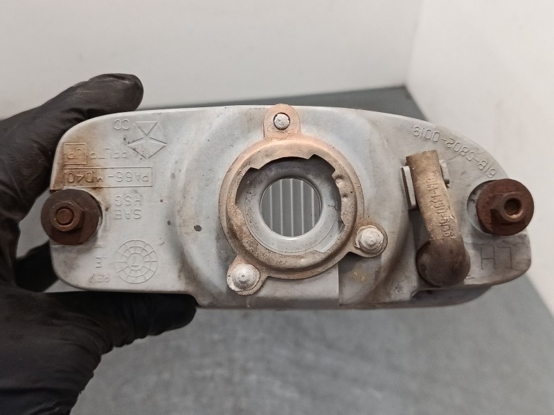 Recambio de faro antiniebla izquierdo para jeep grand cherokee ii (wj, wg) 3.1 td 4x4 referencia OEM IAM 55155137  