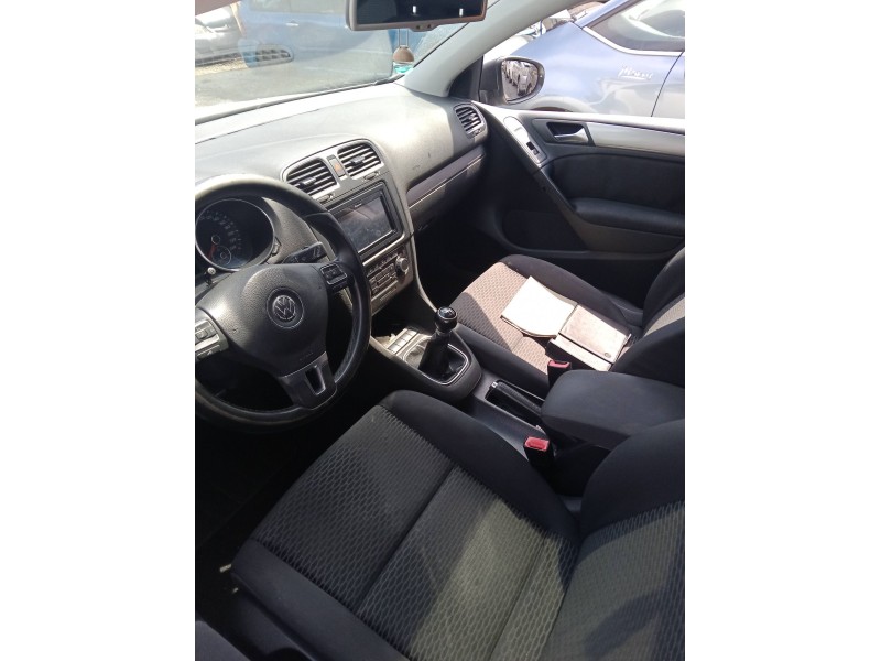 volkswagen golf vi (5k1) del año 2010