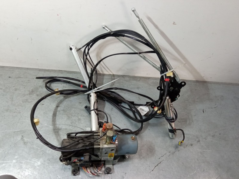 Recambio de motor capota para renault megane ii coupé-cabriolet (em0/1_) 1.6 16v referencia OEM IAM 8200149739 E84871789 