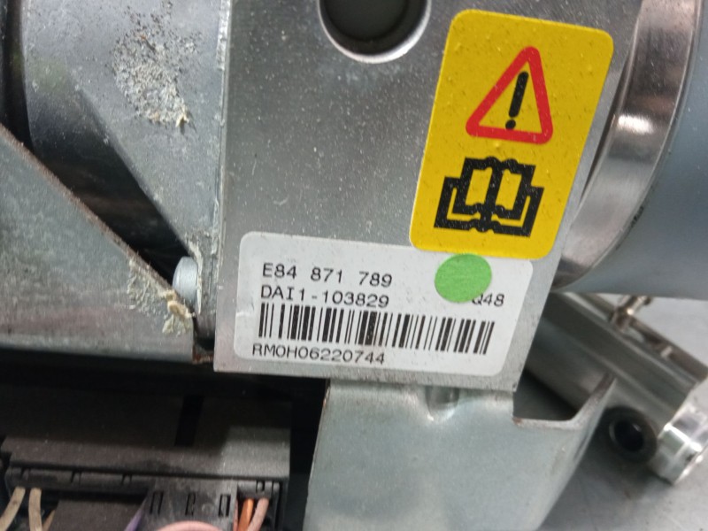 Recambio de motor capota para renault megane ii coupé-cabriolet (em0/1_) 1.6 16v referencia OEM IAM 8200149739 E84871789 