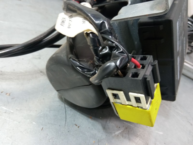 Recambio de motor capota para renault megane ii coupé-cabriolet (em0/1_) 1.6 16v referencia OEM IAM 8200149739 E84871789 