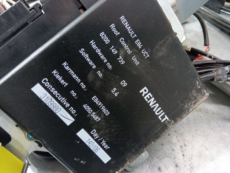 Recambio de motor capota para renault megane ii coupé-cabriolet (em0/1_) 1.6 16v referencia OEM IAM 8200149739 E84871789 