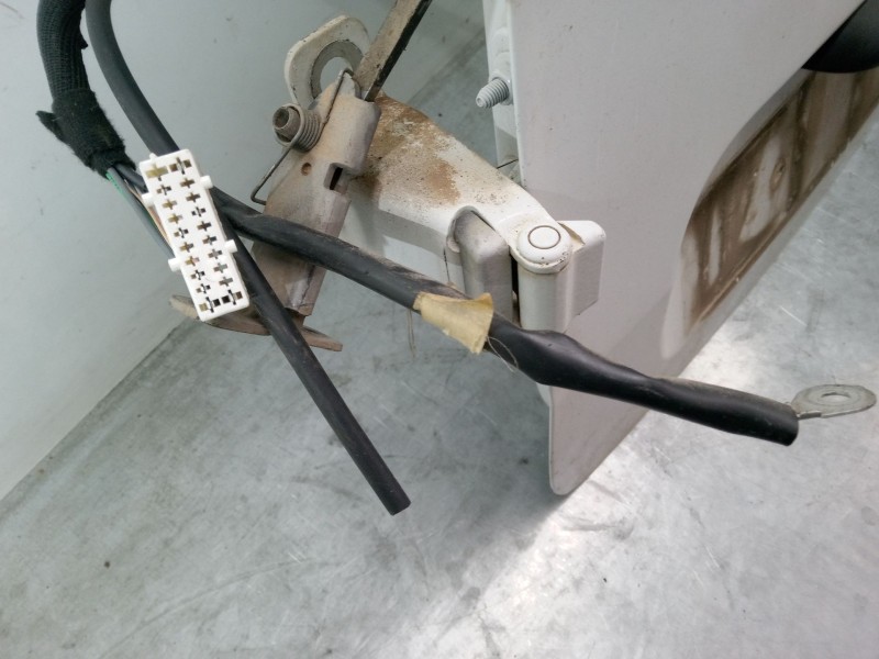 Recambio de porton trasero izquierdo para renault kangoo be bop (kw0/1_) 1.5 dci 75 referencia OEM IAM   