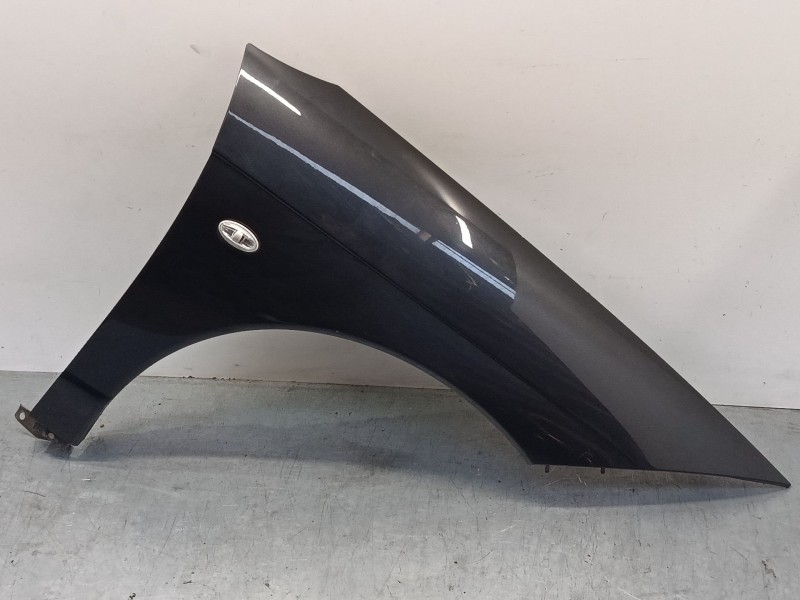 Recambio de aleta delantera derecha para citroën c6 (td_) 2.7 hdi referencia OEM IAM   