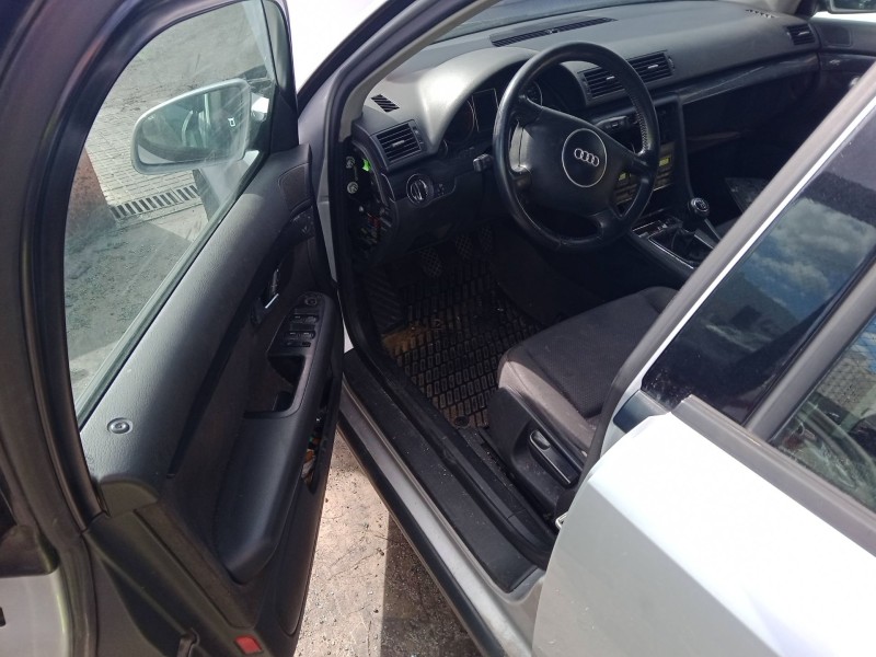 audi a4 b6 (8e2) del año 2001