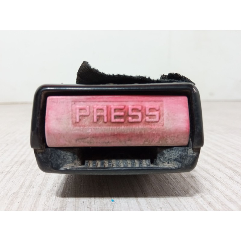 Recambio de anclaje cinturon delantero izquierdo para peugeot 206 hatchback (2a/c) 1.4 i referencia OEM IAM 2285066F1904  