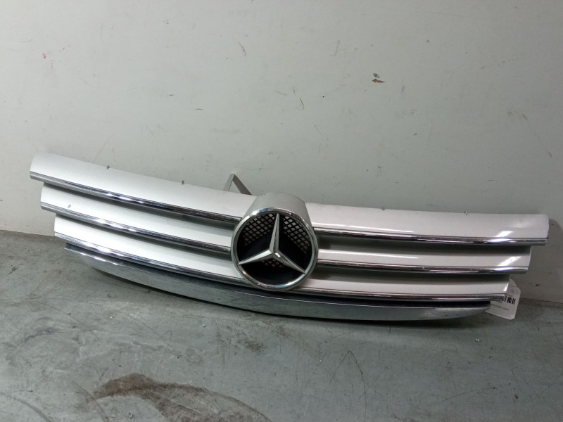 Recambio de rejillas capo para mercedes-benz clase a (w169) a 180 cdi (169.007, 169.307) referencia OEM IAM   