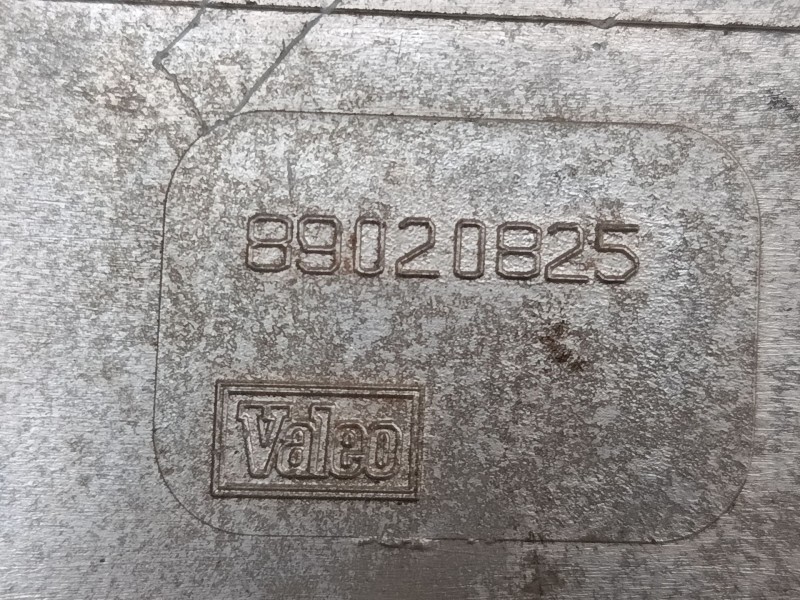 Recambio de intermitente delantero izquierdo para renault trafic ii furgoneta (fl) 1.9 dci 80 (fl0b) referencia OEM IAM   