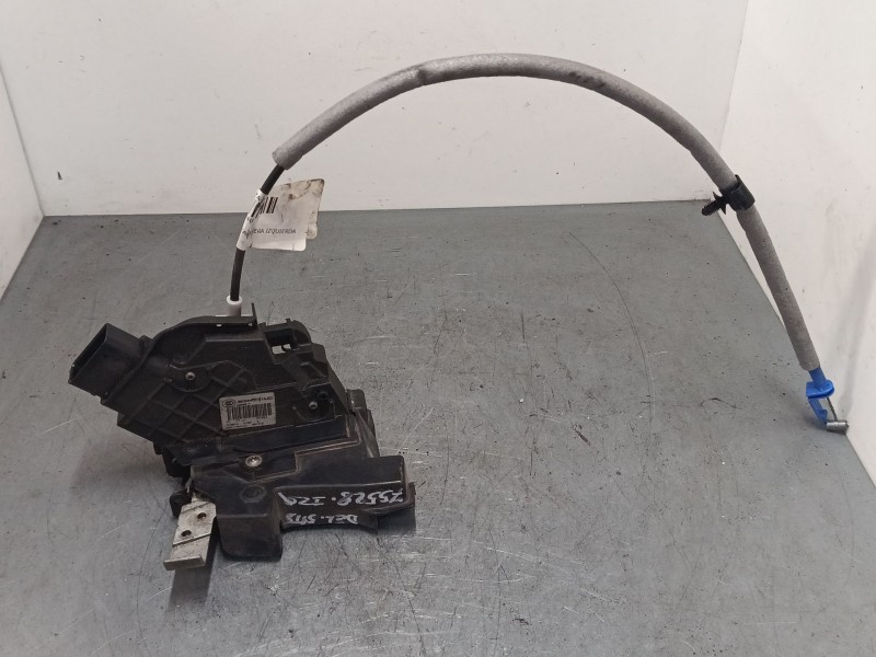 Recambio de cerradura puerta trasera izquierda para ford ka (ru8) 1.2 referencia OEM IAM 6M2AR21813ED  