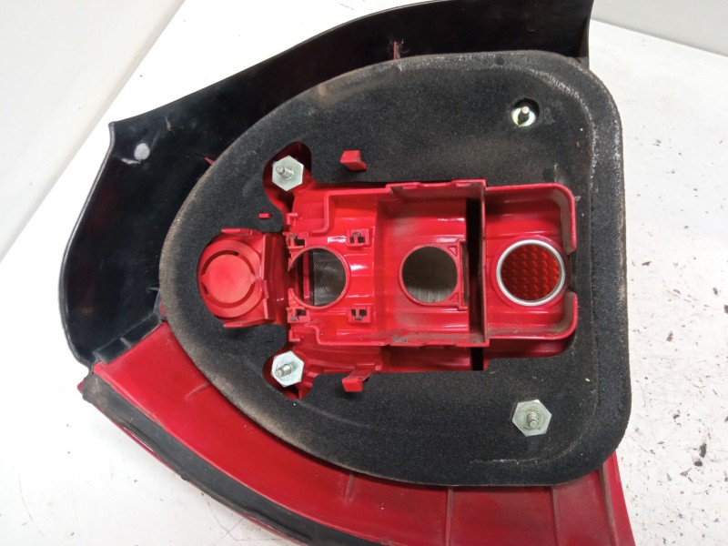 Recambio de piloto trasero derecho para audi a3 (8l1) 1.9 tdi referencia OEM IAM 8l0945096b  