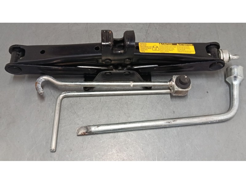 Recambio de gato para toyota auris (_e15_) 1.33 dual-vvti (nre150_) referencia OEM IAM 091110F020  