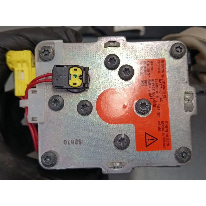 Recambio de cinturon seguridad delantero derecho para toyota auris (_e15_) 1.33 dual-vvti (nre150_) referencia OEM IAM 501pd502d