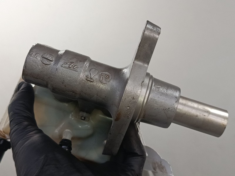 Recambio de bomba freno para peugeot 3008 i monospace (0u_) 1.6 hdi referencia OEM IAM   