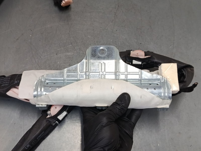Recambio de airbag lateral delantero izquierdo para peugeot 3008 i monospace (0u_) 1.6 hdi referencia OEM IAM 9684667880  