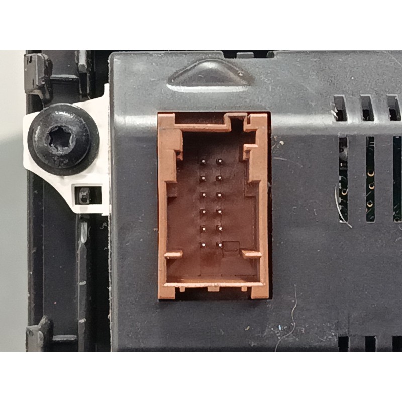 Recambio de pantalla multifuncion para peugeot 3008 i monospace (0u_) 1.6 hdi referencia OEM IAM 9666483680  