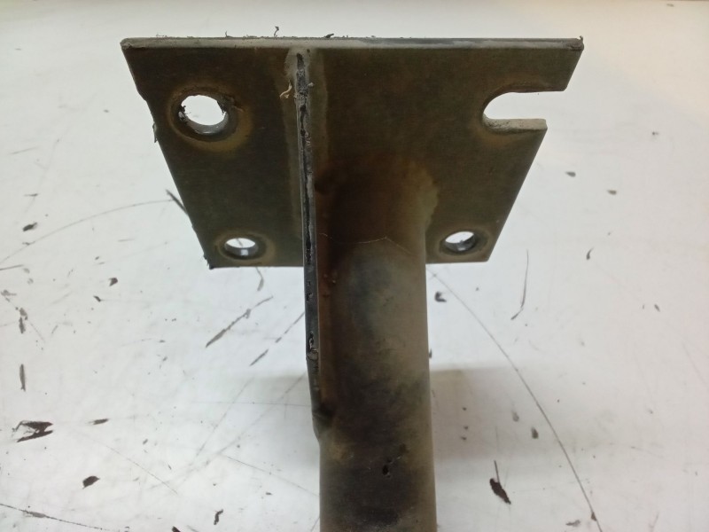 Recambio de estribo izquierdo para opel frontera a sport (u92) 2.0 i (52sud2, 55sud2) referencia OEM IAM   