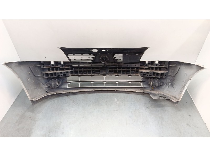 Recambio de paragolpes delantero para renault clio ii (bb_, cb_) 1.2 (bb0a, bb0f, bb10, bb1k, bb28, bb2d, bb2h, cb0a,... referen