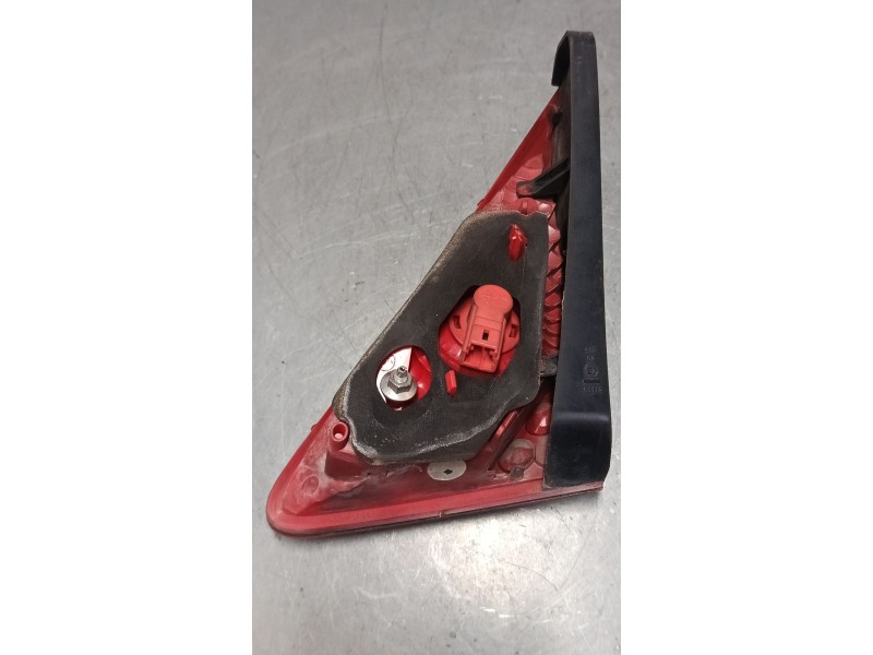 Recambio de piloto trasero porton izquierdo para peugeot 3008 i monospace (0u_) 1.6 hdi referencia OEM IAM 9683461080  