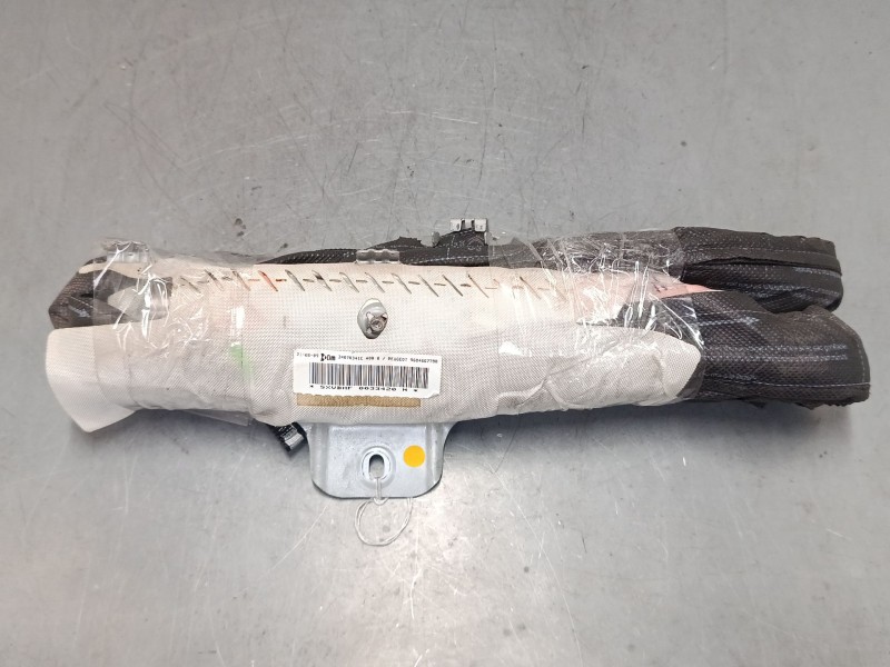 Recambio de airbag lateral delantero derecho para peugeot 3008 i monospace (0u_) 1.6 hdi referencia OEM IAM 9684667780  