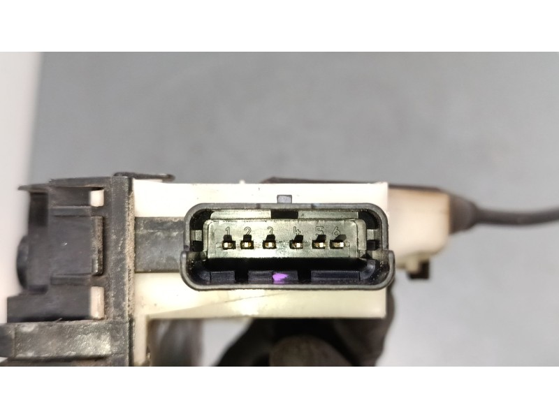 Recambio de cerradura puerta delantera izquierda para peugeot 2008 i (cu_) 1.6 hdi referencia OEM IAM 405371920  