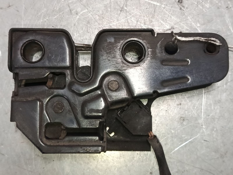 Recambio de cerradura capo para porsche cayenne (9pa) s 4.5 referencia OEM IAM   