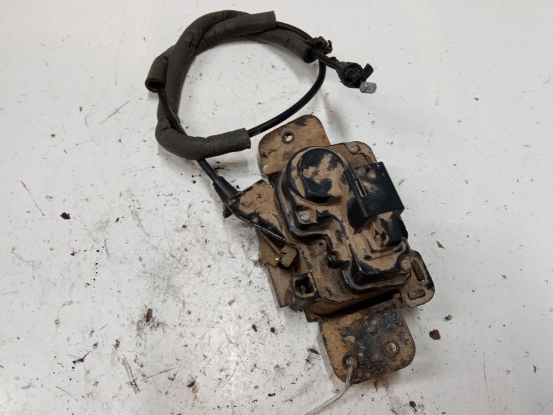 Recambio de cerradura maletero / porton para dodge caliber 2.0 crd referencia OEM IAM   