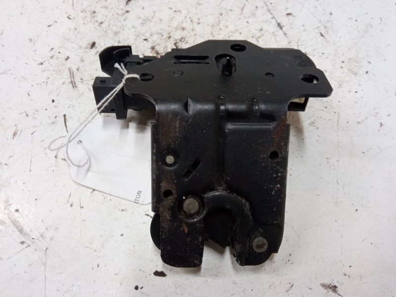 Recambio de cerradura maletero / porton para audi a3 (8p1) 2.0 tdi 16v referencia OEM IAM   