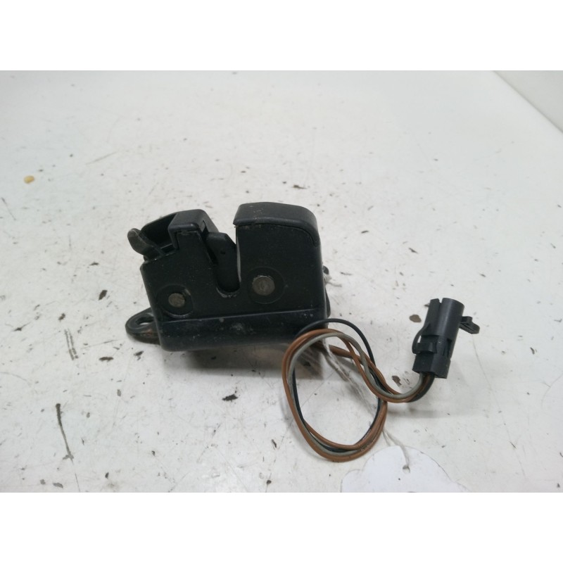 Recambio de cerradura maletero / porton para fiat punto (188_) 1.9 jtd 80 (188.237, .257, .337, .357) referencia OEM IAM   