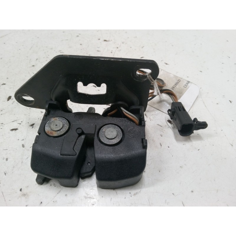 Recambio de cerradura maletero / porton para fiat punto (188_) 1.9 jtd 80 (188.237, .257, .337, .357) referencia OEM IAM   