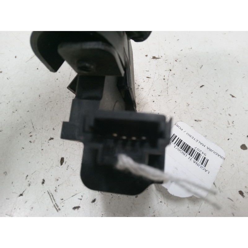 Recambio de cerradura maletero / porton para renault laguna ii (bg0/1_) 2.2 dci (bg0f) referencia OEM IAM   
