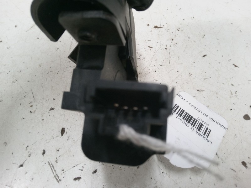 Recambio de cerradura maletero / porton para renault laguna ii (bg0/1_) 2.2 dci (bg0f) referencia OEM IAM   