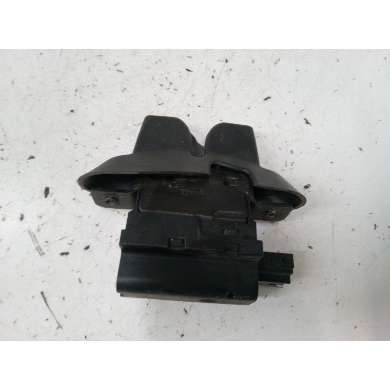 Recambio de cerradura maletero / porton para renault laguna ii (bg0/1_) 2.2 dci (bg0f) referencia OEM IAM   