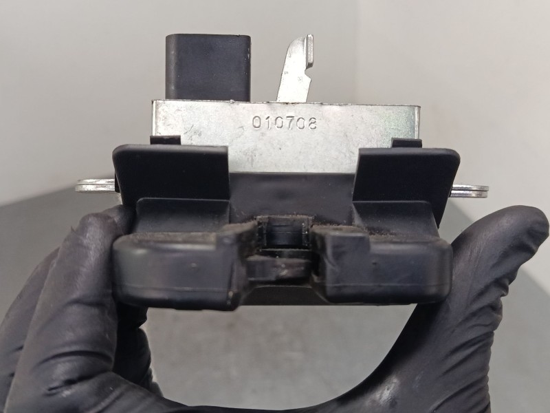 Recambio de cerradura maletero / porton para seat ibiza iv sc (6j1, 6p5) 1.4 referencia OEM IAM 82102539  