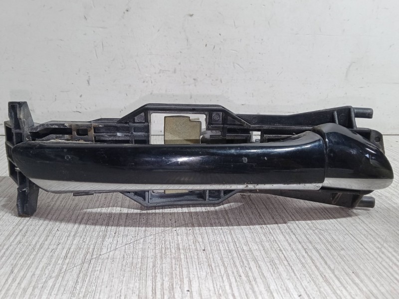 Recambio de maneta exterior puerta delantera derecha para daimler c 270 cdi referencia OEM IAM   