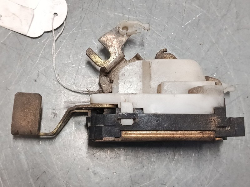 Recambio de cerradura puerta delantera derecha para citroën jumper i furgoneta (230l) 2.5 d referencia OEM IAM   